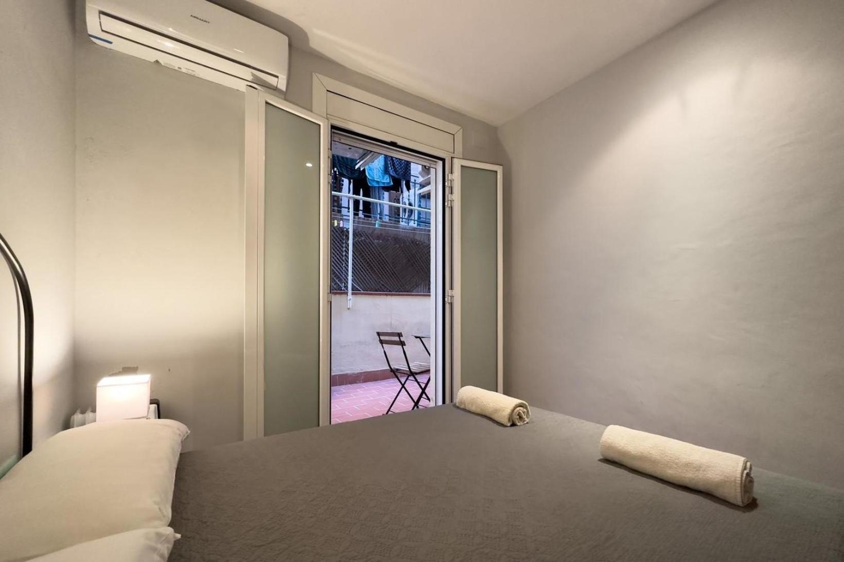 Apartment Ferienwohnung Fuer 3 Personen Ca 38 Qm In Barcelona-gracia, Costa Brava Costa Del Maresme